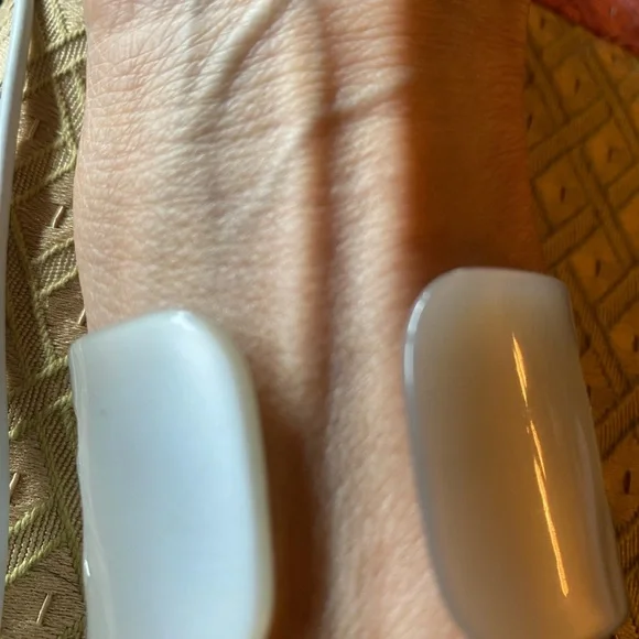 Glossy white acrylic unique cutout Cuff design Bracelet - Picture 3 of 4